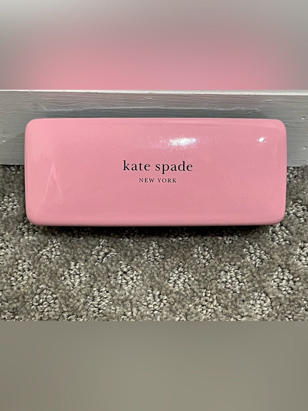 Kate Spade eyeglass case clamshell Bubblegum Pink & Dark Green